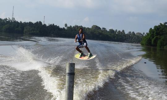 Disfrute de una amplia gama de experiencias en sus vacaciones en Aluthgama, Sri Lanka