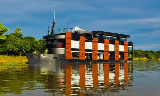 Crucero flotante con hotel en Mato Grosso do Sul, Brasil