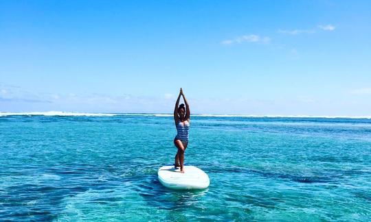 Expérience unique de SUP Yoga avec un professeur à La Saline-Les-Bains, à la Réunion