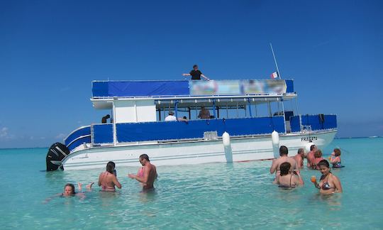 Enjoy The Best Party Boat in Cancun, Mexico!