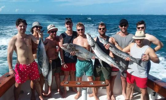 Luxury Recreational Fishing Tour For Groups ,Families From Cancun Isla Mujeres 