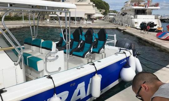 Aluguel de catamarã elétrico Prokat 3660 para até 12 pessoas em Split, Croácia