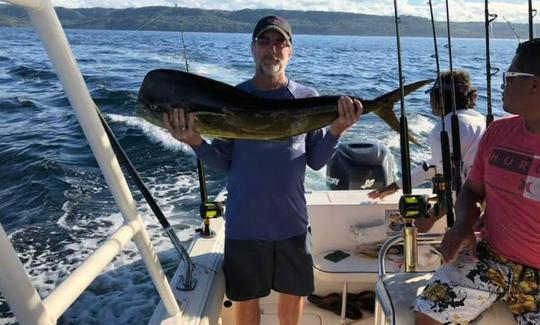 Aluguel de console Seafox Center de 26 pés para 6 pessoas em Playas del Coco, Costa Rica