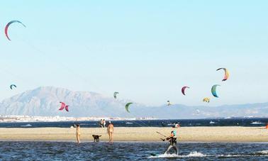 Clase privada de kitesurf de 2 horas en Aït Melloul, Marruecos