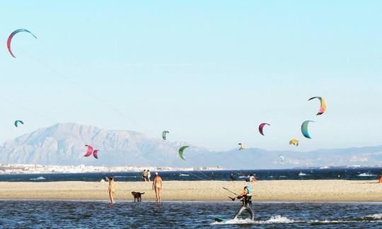 Leçon privée de kitesurf de 2 heures à Aït Melloul, Maroc