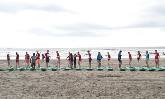 Reserve uma aula de surfe hoje!