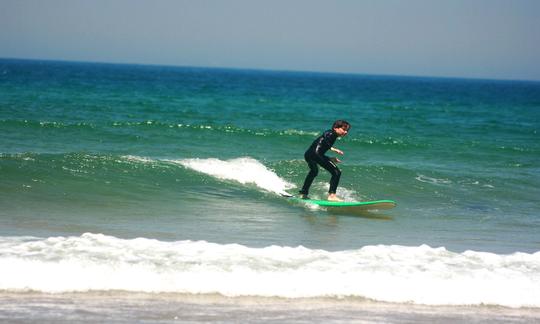 Cours de surf privés avec un instructeur professionnel à Tanger, Maroc