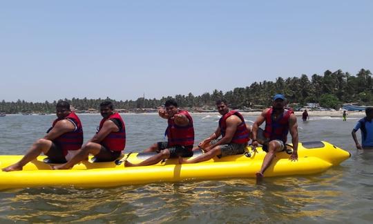 Faisons une promenade en bateau banane à Malvan, en Inde !