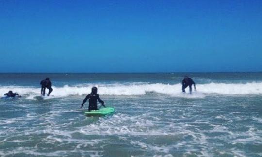 ¡Aventuras de surf en Agadir, Marruecos!