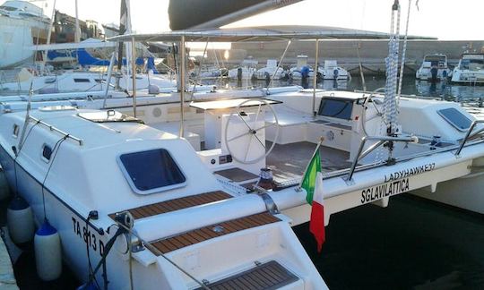 Charter 37' Lady Kawke Cruising Catamaran in Miggiano, Puglia