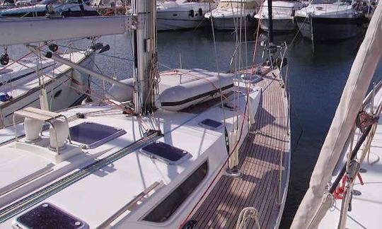 Jeanneau Sun Odyssey 52.2 en alquiler en Kalamaki Marina, Atenas, Grecia