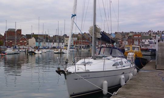 Charter on "Loxley B" Sun Odyssey 37 Sailboat in Southampton