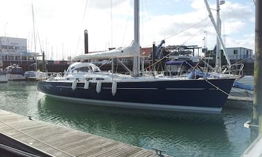 Alquile el velero Beneteau Oceanis 473 «Nota Bene» desde Southampton