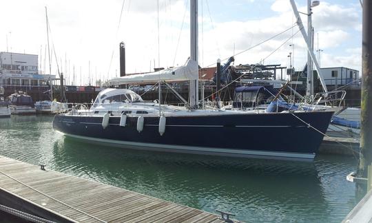 Alquile el velero Beneteau Oceanis 473 «Nota Bene» desde Southampton