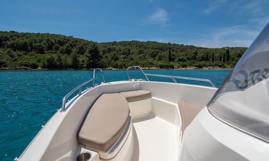 Alugue um Quicksilver Activ 455 aberto para 5 pessoas em Trogir