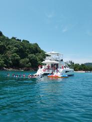 Aventure en catamaran à moteur Leopard de 42 pieds - Pass d'une journée sur l'île de Taboga