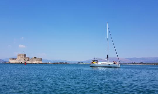 Naviguez sur le luxueux yacht « Thelmagic » de 36 pieds à Nauplie, en Grèce