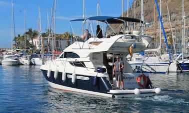 Beautiful Motor Yacht Rental In Gran Canaria, Spain