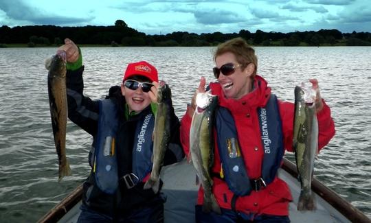 Charters guiados de pesca con mosca con guías certificados en Rutland, Inglaterra