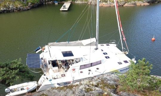 Catamaran de croisière « Nordea » Lagoon 421 en Estonie