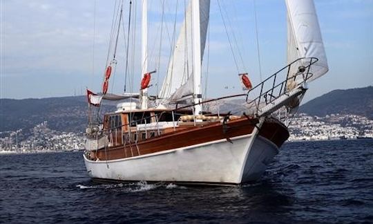 Sailing Gulet for 10 People in Bodrum