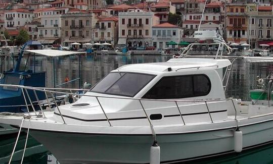 Alquiler de pesca del Kreta Mare Cruiser 8.98 en Paphos con el capitán Constantinos