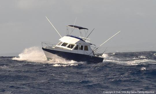 Charter de pescadores de 40 pies para 6 pescadores en Cap Malheureux, Mauricio