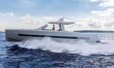 Most exclusive Power Boat rental in Mallorca FJORD 52 OPEN