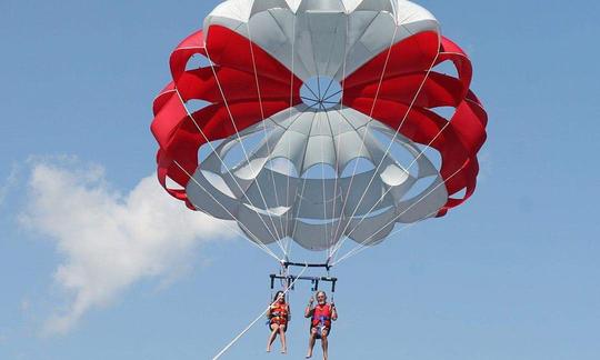 Aventure en parachute ascensionnel à Saint-Tropez, France