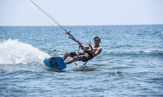 Aula de kitesurf em Ulcinj, Montenegro