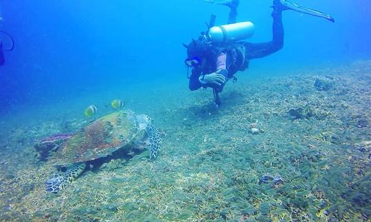 Curso de buceo en aguas abiertas en Una-Una, Indonesia