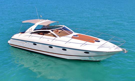 Alquiler del yate a motor Princess V42 en Eivissa, Illes Balears