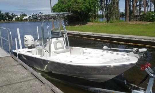 Location de bateaux à console centrale Sea Born FX24 à Windermere, en Floride