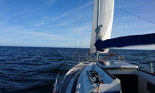 Alquiler de monocasco Ocean 950 Cruising en Jastarnia, Polonia