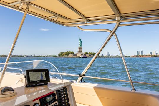 Mansión vacacional de 39 pies, completa con bañera de hidromasaje, en el Hudson