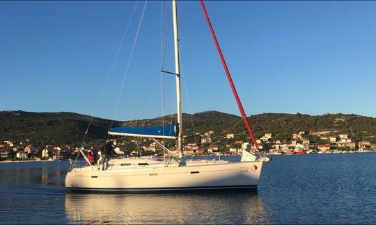 Beneteau Oceanis 393 for Rent in Vinsics