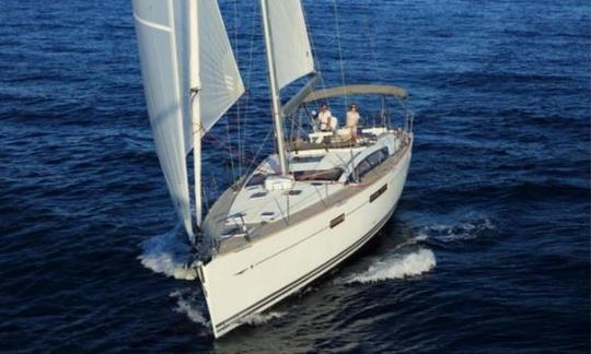 Incrível cruzeiro à vela “Cabin Charter Prestige” nas Ilhas Eólias em um iate à vela de 52 pés