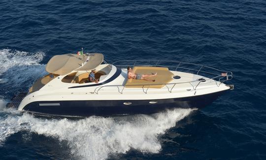  Bellavita 40 PJ - Sumptuous Journeys with Motor Yacht in Maiori, Campania