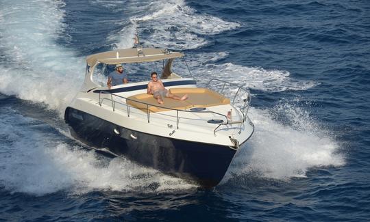  Bellavita 40 PJ - Sumptuous Journeys with Motor Yacht in Maiori, Campania