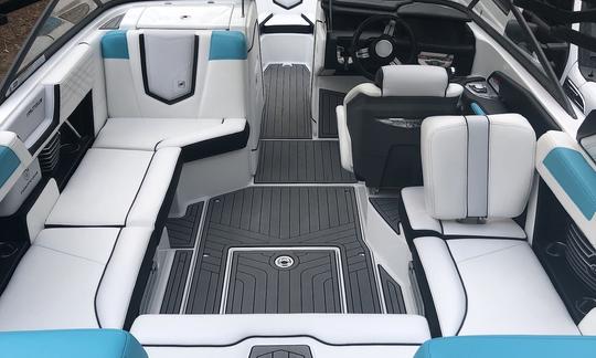 Nautique G21 2017 (entièrement approvisionné en FUN !)