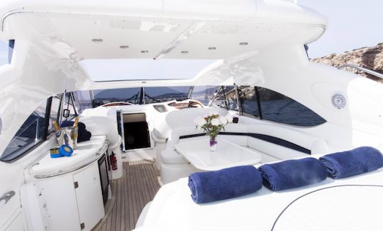 Yate a motor de lujo Sunseeker Predator 58 en Barcelona, Cataluña