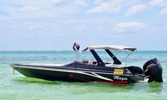 Alquile un barco Bowrider «mágico» en Trou d'Eau Douce, distrito de Flacq