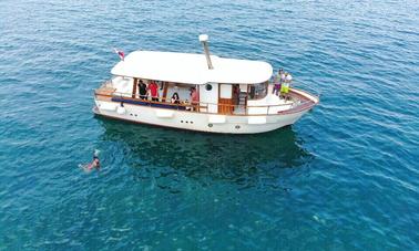 Passenger Boat Rental in Wadi Abou Jmiel, Beirut for 25 person!