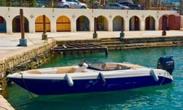 Location d'un bateau Riviera Bowrider de 23 pieds à Wadi Abou Jmiel, Beyrouth