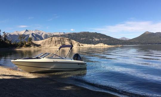 Bermuda Sport 180 Bowrider on Patagonian lakes in Puerto Manzano, Neuquén