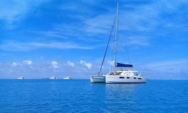 Book the 46' Léopard Cruising Catamaran in Papeete, Windward Islands