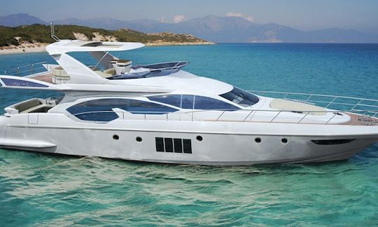 Azimut 70 - Luxury Motor Yacht Charter in West Palm Beach, Florida