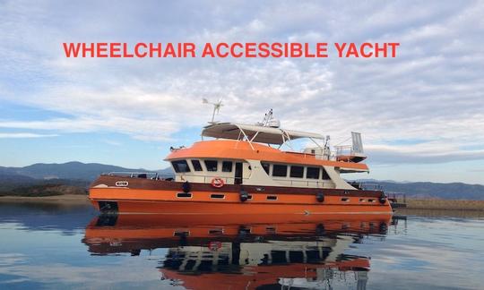 Réservez le premier bateau entièrement accessible en fauteuil roulant au monde à Muğla, en Turquie