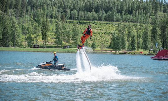 Experiencia de flyboard en Hollola, Finlandia