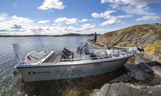 Pesca de trucha marina con Ockelbo B18CC cerca de Gotemburgo